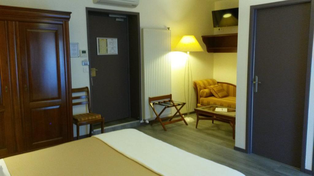 Hotel De La Cloche Ντολ Δωμάτιο φωτογραφία